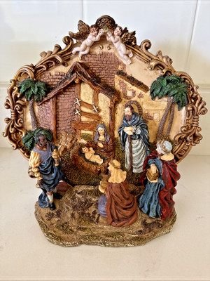 Vtg 2-Pc Resin Tabletop 3D Nativity Scene w/Ornate Stable Backdrop