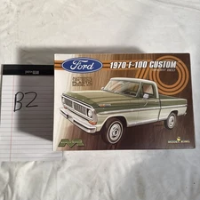 Moebius 1228 1970 Ford F-100 Custom Short Bed Pickup Truck 1:25 NISB