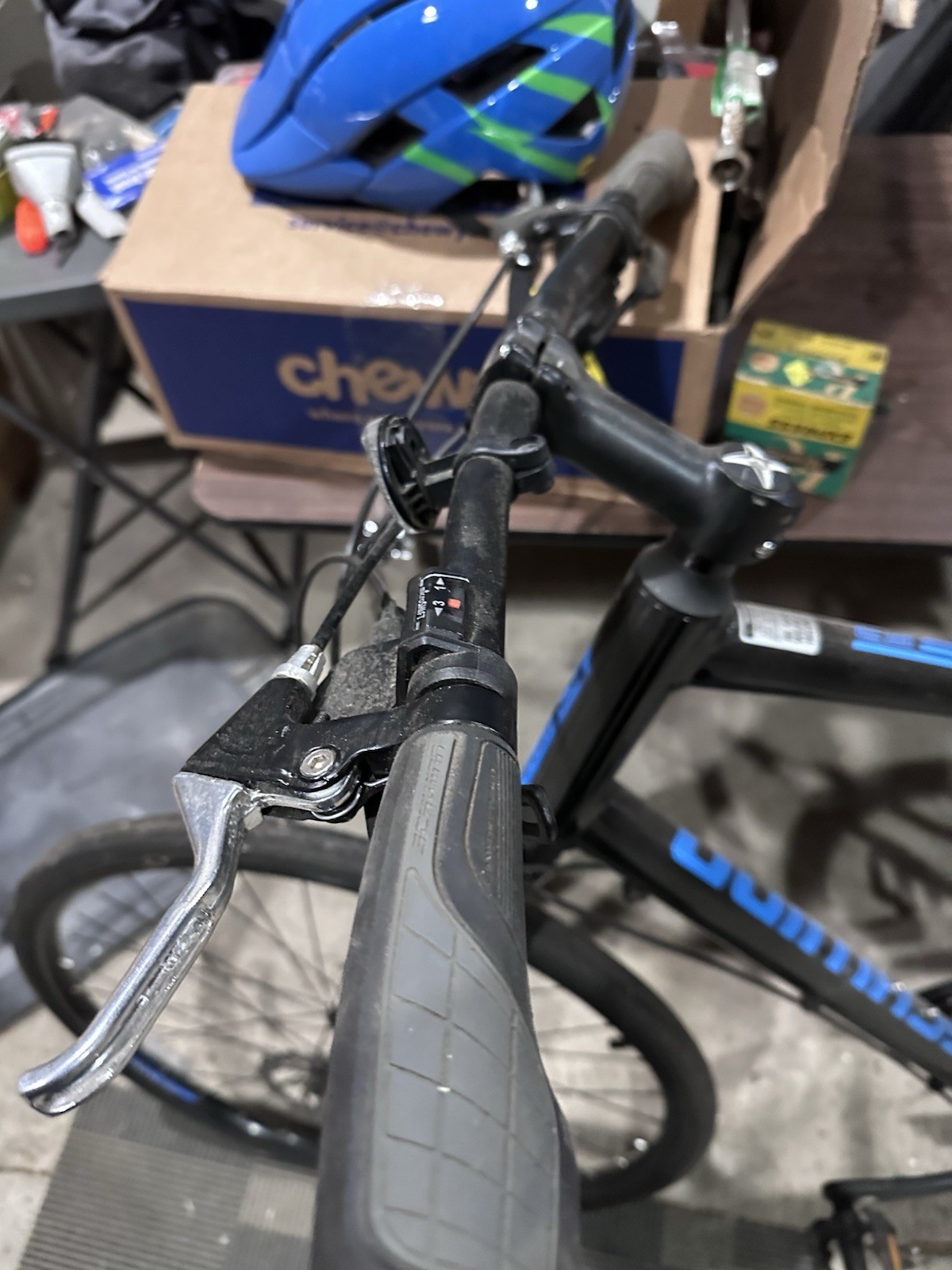 Schwinn Vantage F3 Sport Hybrid Bike Black Medium 