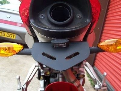 R&G Tail Tidy Benelli Cafe Racer 1130 2004-2015 Foto 3 de 4