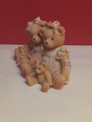 Cherished Teddies. '' Allison & Alexandria''. ''Zwei Freunde bedeuten doppelt so viel Liebe''.