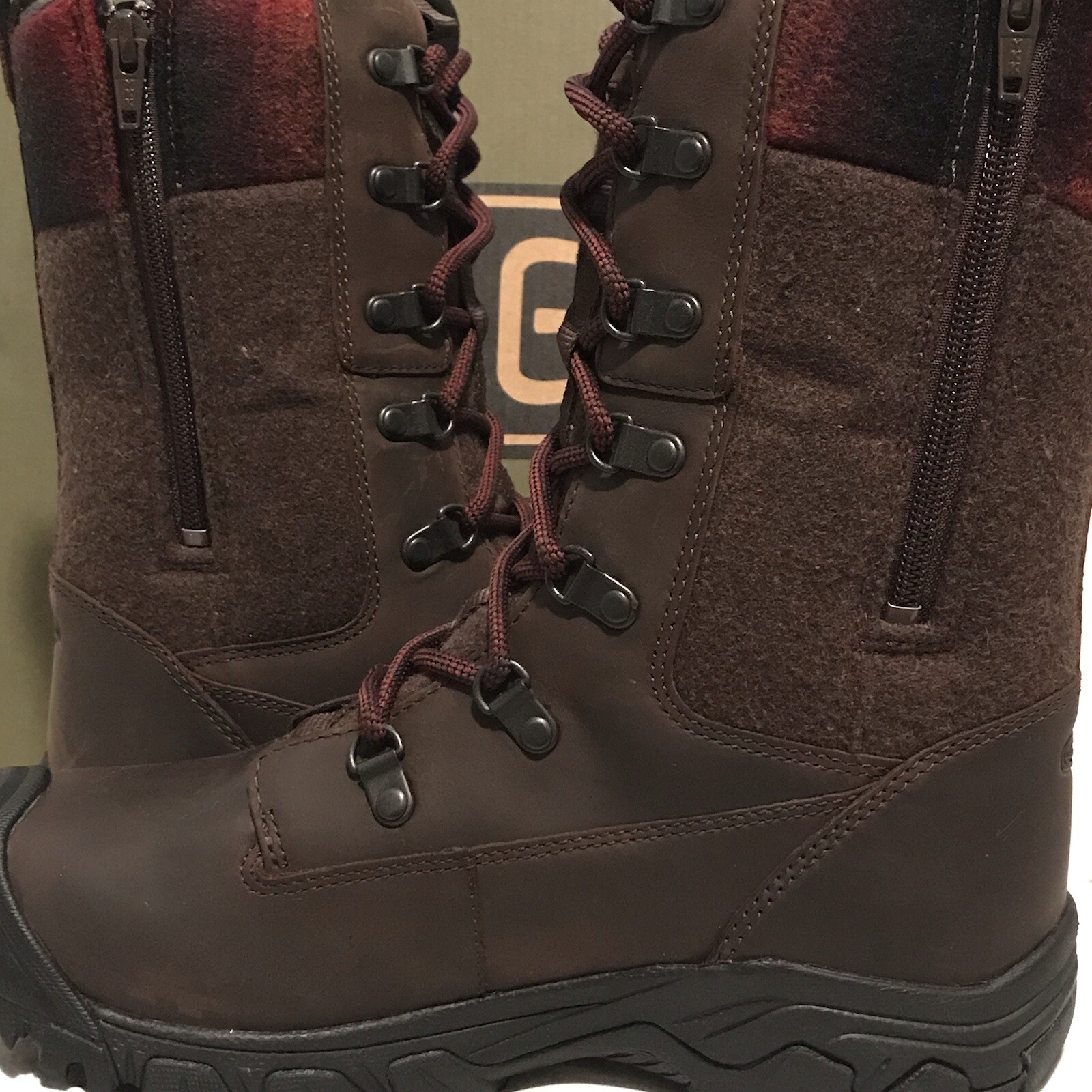 Stivali da neve NUOVI KEEN donna taglia 7 5 M Greta alti impermeabili isolati 1023609