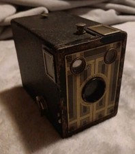 VINTAGE 1930s KODAK BROWNIE JUNIOR SIX 20 CAMERA 28.