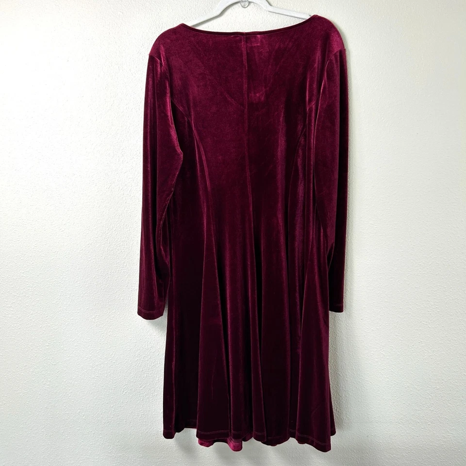 Marc Bouwer Unlimited Dress Size XL Burgundly Velvet Velour Long Sleeves V Neck - Image 3 of 4