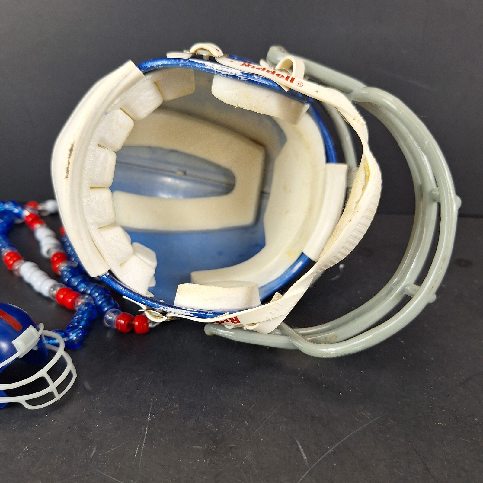 New York NY Giants Lot of 5 Fan Souvenirs Necklace Bottle Opener Mini Helmet