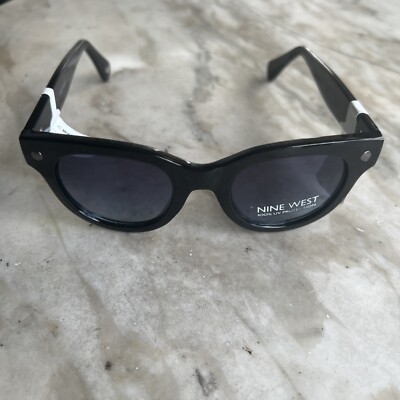 Nine West SR0418 Black Classic Frame Sunglasses NWT | eBay display picture 1