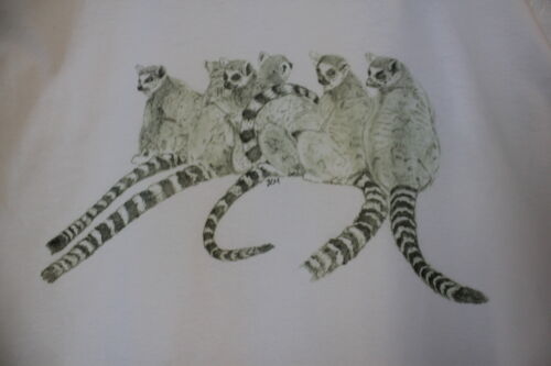 Lemur T-Shirts Sizes 3-6 months up to Adult XXL. 3 Different Original Designs - Afbeelding 1 van 4