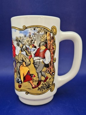 Vintage Arcopal France Bauerndorf Feier Milchglas Becher / Tasse 13,3 cm