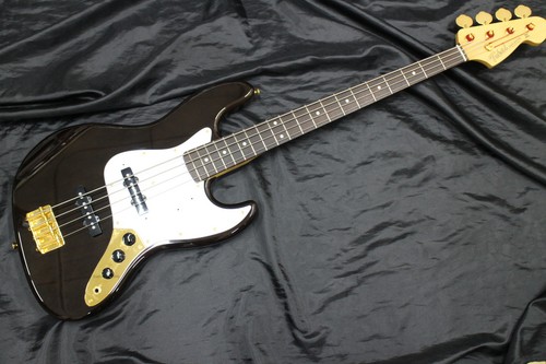 AJB124G STB Used, with scratches & dirt, discounted due to flaws