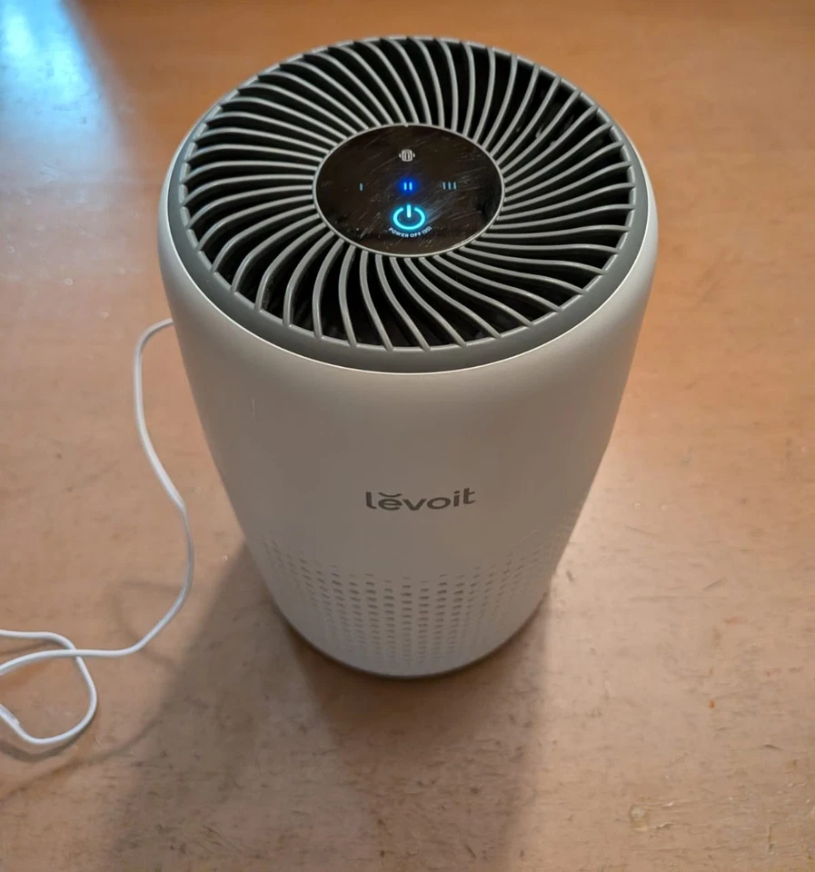 Mini Purificatore D'aria HEPA - LEVOIT | Silenzioso, Contro Allergia, Come Nuovo - Immagine 2 di 4