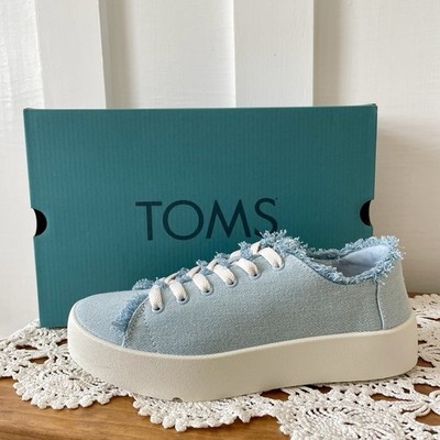 TOMS Verona Lace Up Blue Washed Denim Frayed Platform Sneakers New 7.5