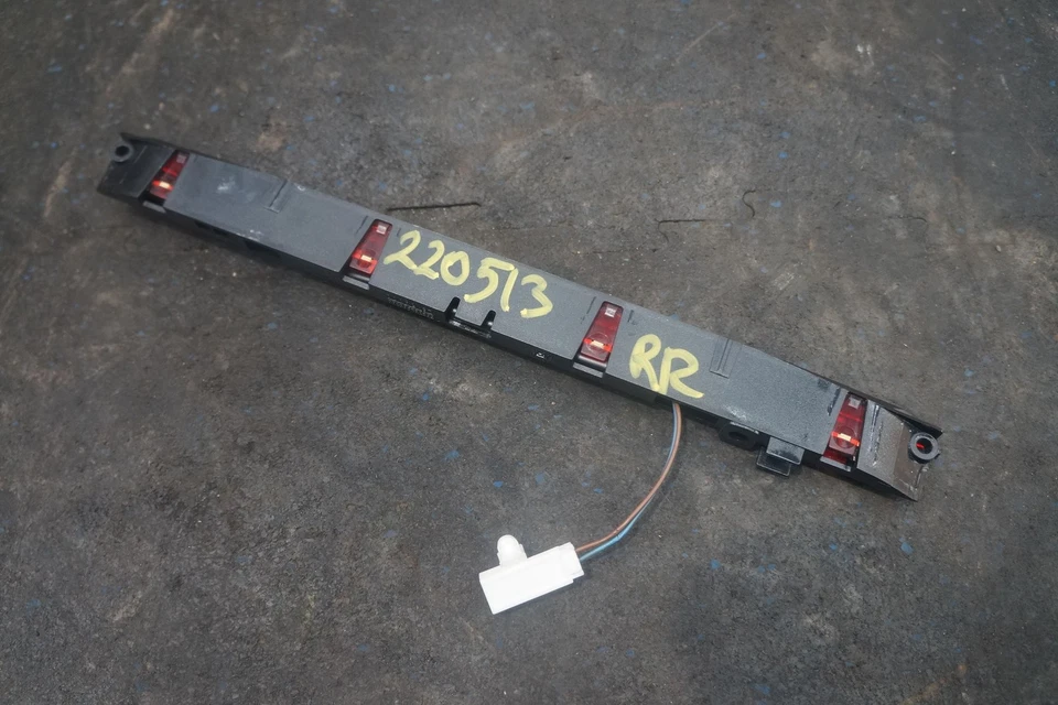 Tercera luz de freno trasera de montaje alto 278048 OEM Ferrari FF 2014 Foto 2 de 3