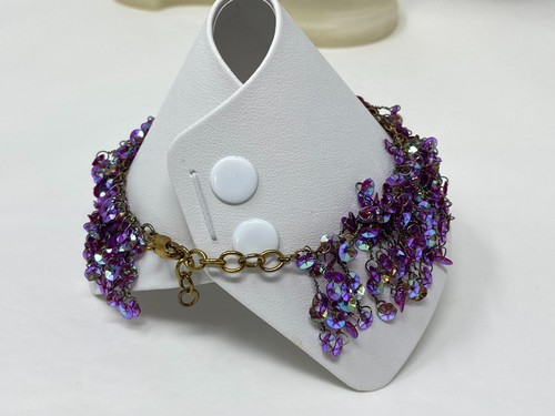 Beautiful Handmade Dark Purple Green Blue Iridescent Sequin Bead 8-9" Bracelet - Picture 3 of 7