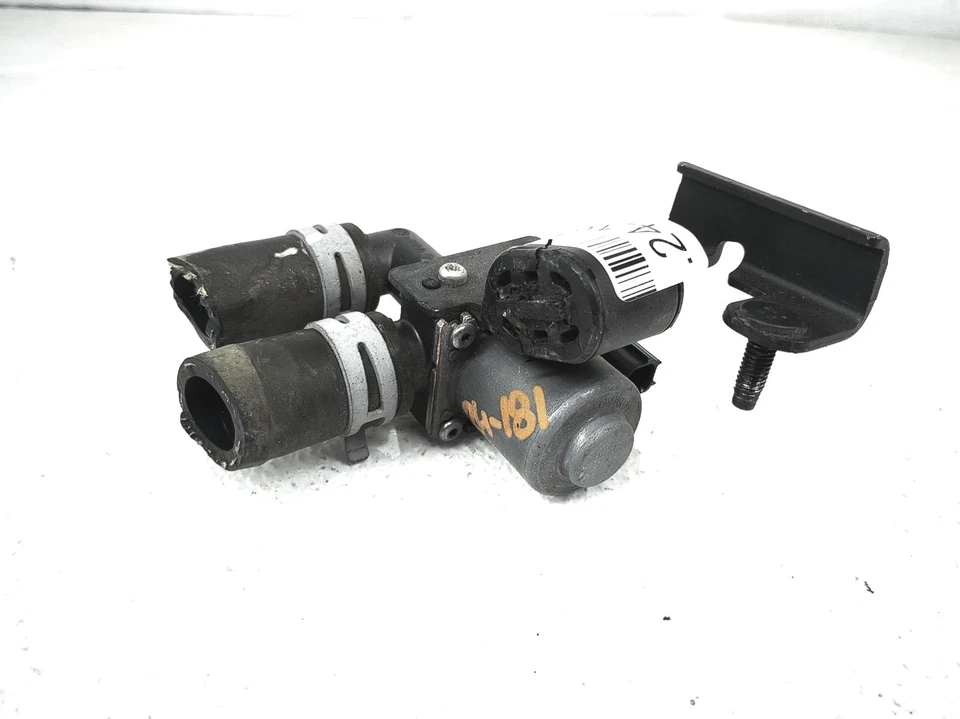 2021 Ford Edge St 2.7L Awd Water Outlet Valve G3g3-18495-Ba - Image 4 of 4