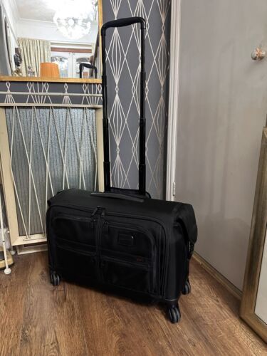 Tumi Alpha II 4 Wheeled Garment Carry On Suitcase Case £910 Vgc - Picture 1 of 21