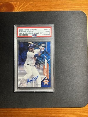2020 Topps Chrome Rookie Auto Yordan Alvarez /150 Blue Wave #RAYA PSA 9