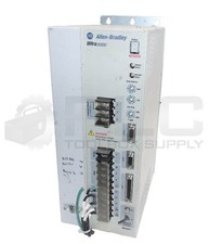 ALLEN BRADLEY 2098-DSD-HV030-SE /B ULTRA3000 SERVO DRIVE 196462