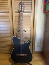 Ibanez TOD10N Tim Henson Signature Nylon String Chitarra elettrica acustica con D'Ad