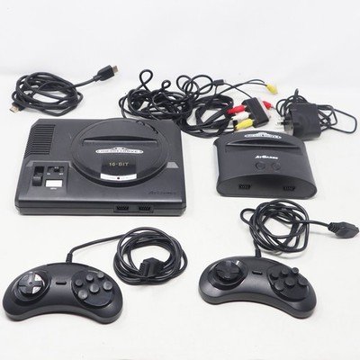 AtGames Sega Mega Drive Flashback + Classic Konsolen Lot Bundle integrierte Spiele