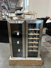 Yeego 24" Wine Cooler&Beverage Refrigerator 36-72°F 60 Cans 20 Bottles Dual Zone