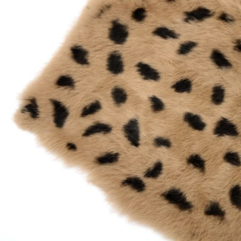 Real Rabbit Skin Throw Blanket Fur Rugs Warm Soft Couch Chair Cover 50x100cm - Image 3 of 4