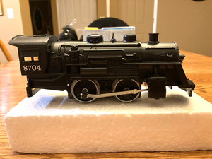 LIONEL 8704 Steam Locomotive Runs Great on AC or DC Power watch video