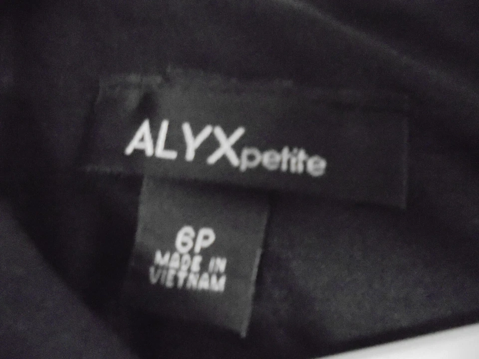 Платье-футляр Alyx Petite Flutter с рукавами черно-белое в горошек топ размер 6P - Изображение 3 из 4