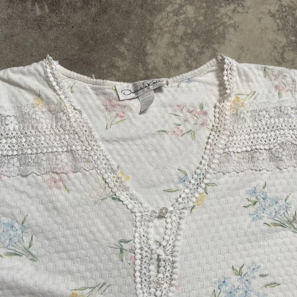 Camisón Oscar De La Renta para mujer talla pequeña floral algodón manga corta largo de colección Foto 2 de 4