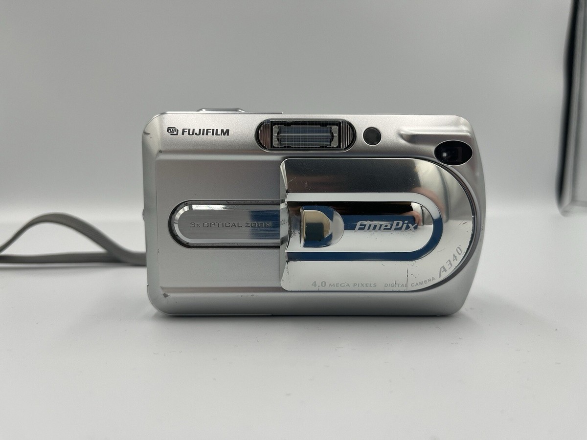 FUJIFILM デジカメ FinePix A340 400万画素 未使用品 FUJIFILM デジカメ FinePix A340 400万画素 未使用品