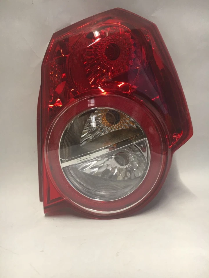 Conjunto de lámpara trasera lado derecho para Chevrolet AVEO5 2009-2011 (95952065) Foto 3 de 4