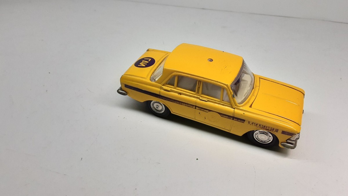 MOSKVITCH 434 KOMBI FABRICATION RUSSE Made In URSS CCCP 1:43 de ref