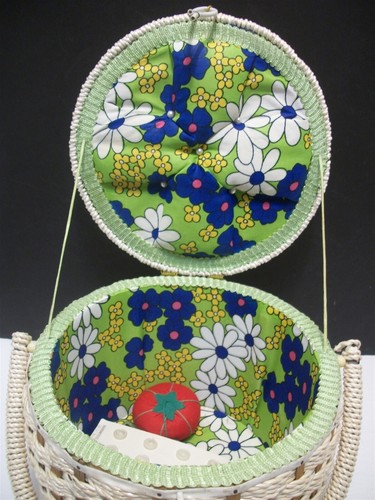 MCM Flower Power Wicker Sewing Basket Lined w Tray Japan - Picture 9 of 15