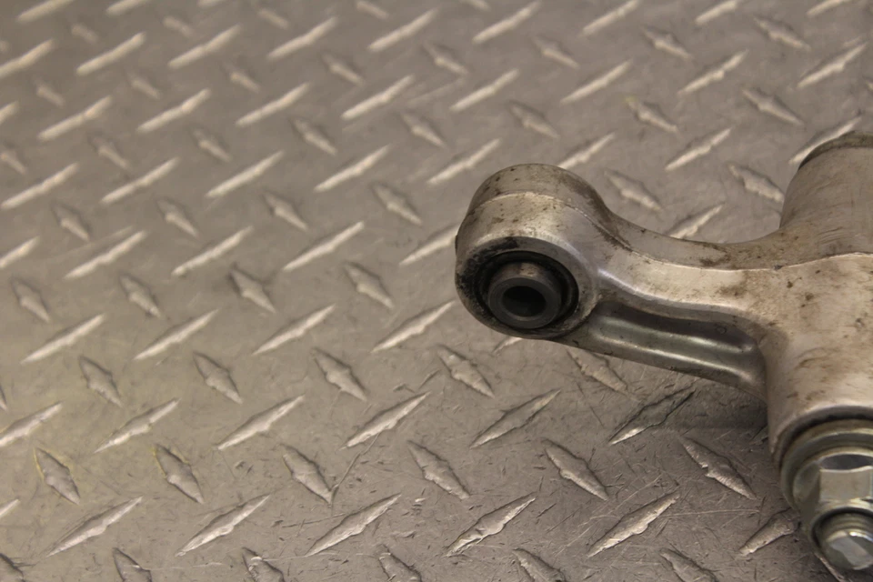 2000 SUZUKI KATANA 600 GSX600F REAR DOGBONE SHOCK LINKAGE LINK - Image 2 of 4