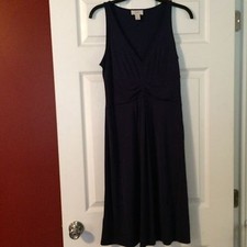 *ANN TAYLOR LOFT DEEP PURPLE SLEEVELESS V-NECK DRESS SZ 6 #864