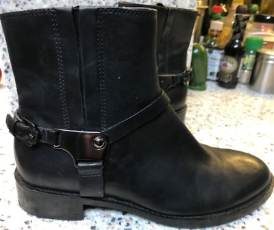ECCO BLACK HARNESS BOOTS WOMENS SHOES SIZE 38/7.5 SIDE ZIP CHELSEA HOBART BRASS