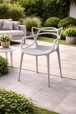 2X Modern Style Polypropylene Cafe Plastic Dining Chairs Stackable in Light Grey