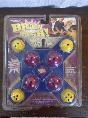 Vtg.  94 Tiger Electronics Brain Bash Voice Command Memory Game w/Music-works