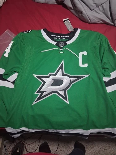 Jamie Benn Dallas Stars Autographed Hockey Jersey. Authentic Licensed NHL.