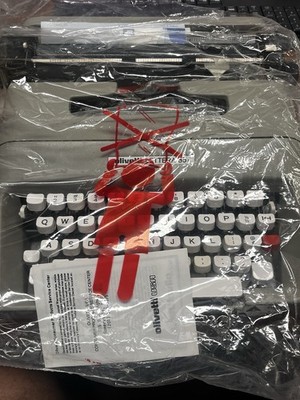 NOS Olivetti Lettera 35i Typewriter - Mint New Old Stock Box Manual & Bag