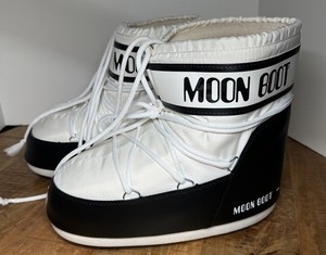 Moonboots ホワイト　サイズ39/41 Moon Boot Nylon Cream EU 39-41 (US Men's 7-8.5, US Wome | B2B