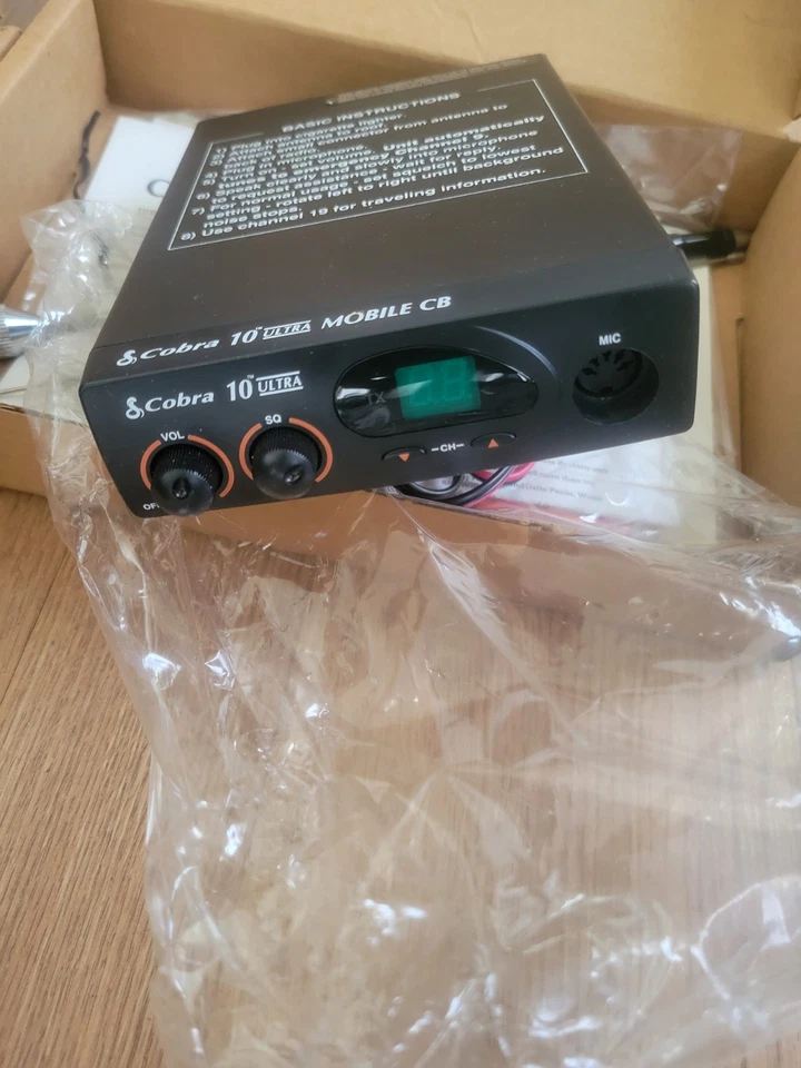 Cobra 10 Ultra CB 2 Way Mobile 40 Channel Model 10ULTRA-A With Mic + Antenna - Image 2 of 4