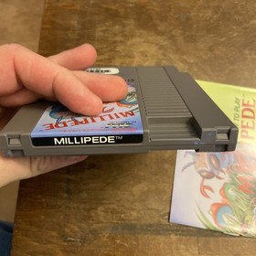 Millipede w/Manual NES Nintendo