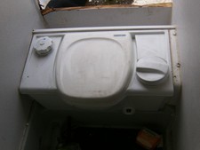 CARAVAN TOILET THETFORD CASSETTE MANUAL FLUSH WORKING MOTORHOME CONVERSION
