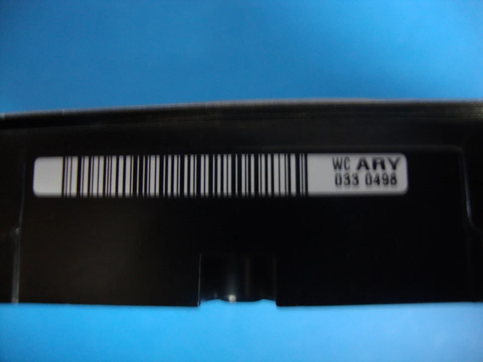 Western Digital 250GB SATA Hard Drive WD2500AAJS-75VWA0 DCM: HHNCHT2MHN     - Image 3 of 3