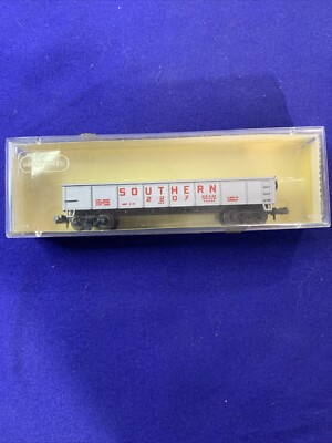 Minitrix #3210 N scale ''Southern'' gondola Rd. #2207