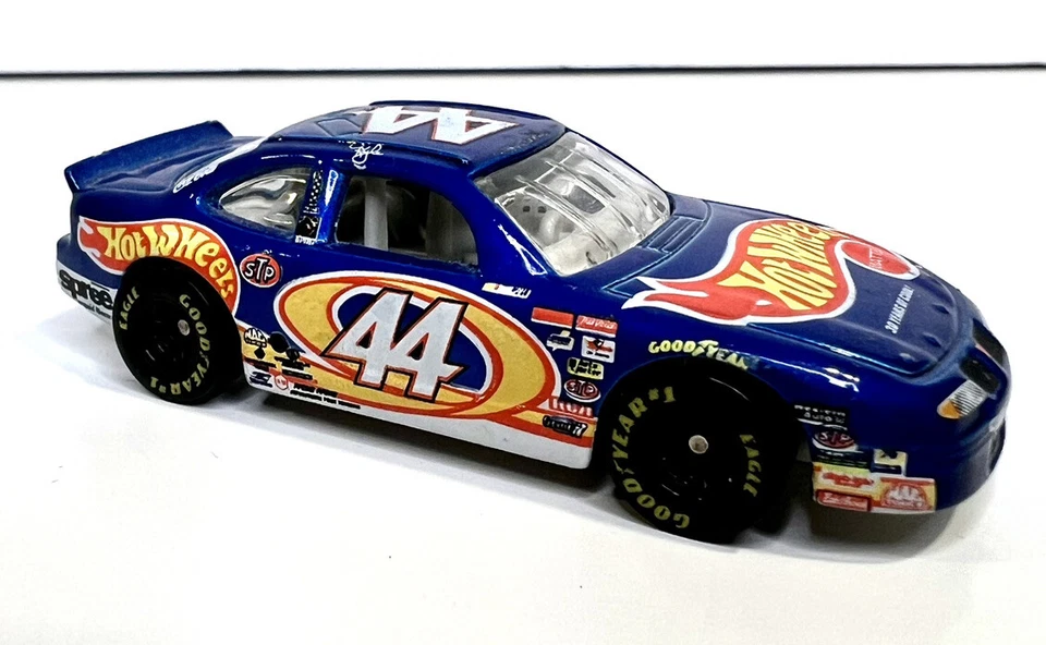 Kyle Petty #44 Hot Wheels Pontiac Grand Prix 1/64 Nascar suelto 1996 Foto 2 de 4