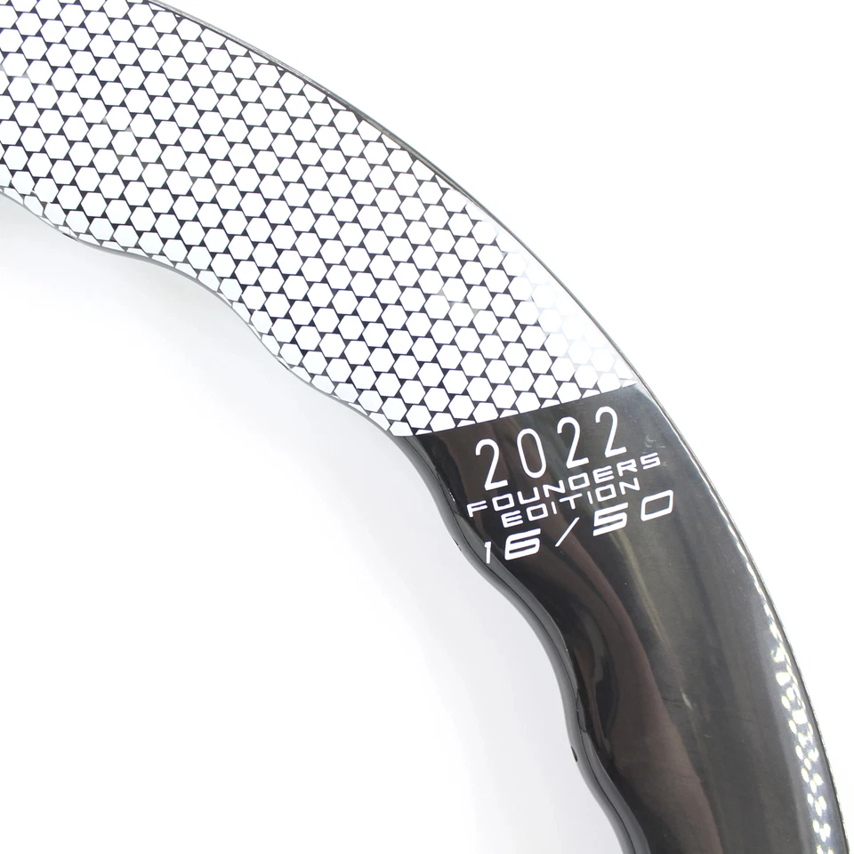 700C Road Bike Wave Rim Carbon Fibre Bicycle Disc Brake Wheels Clincher Tubeless - Image 3 of 4