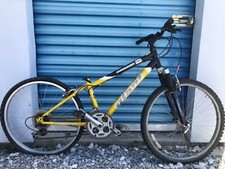 Giant Boulder SE mountain Bike- 14  Cro-Mo Fr...