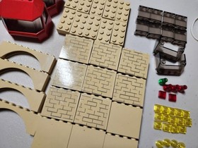 LEGO Spider-Man 4852 The Final Showdown - Parts 95% Complete - NO Minifigures