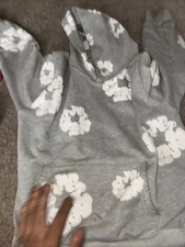 Denim Tears The Cotton Wreath Sweatshirt Grey Size Medium 